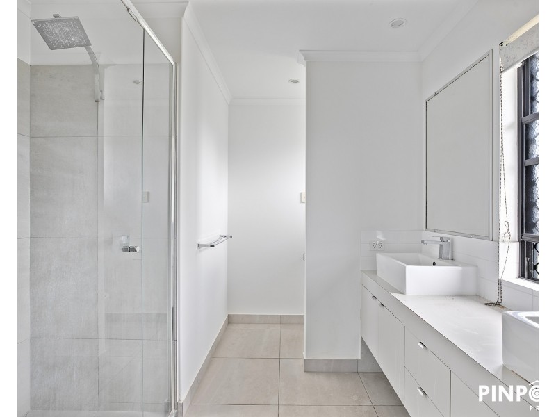 25 Primavera Boulevard, Beaconsfield QLD 4740