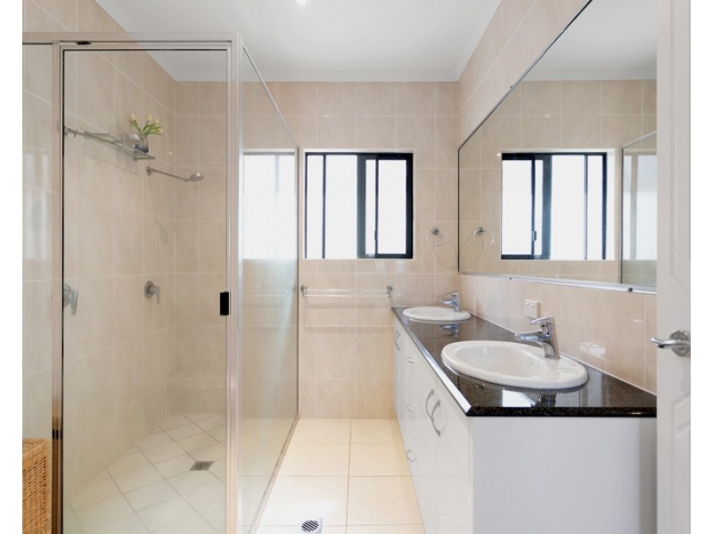 13 Michelle Crescent, Bucasia QLD 4750