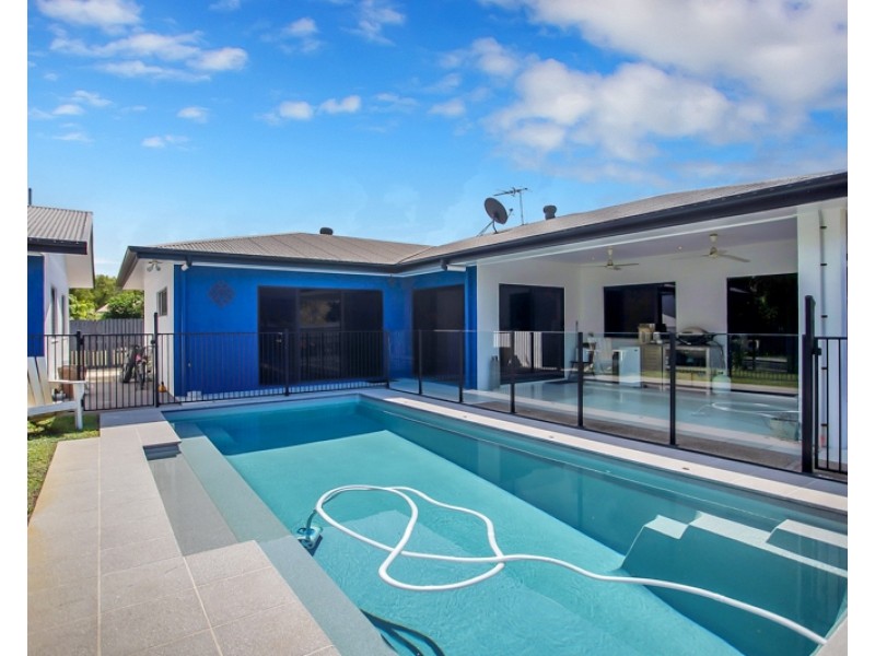 13 Michelle Crescent, Bucasia QLD 4750