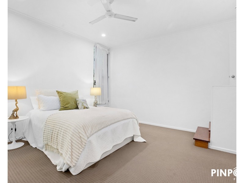 2 Dapplewood Close, Andergrove QLD 4740