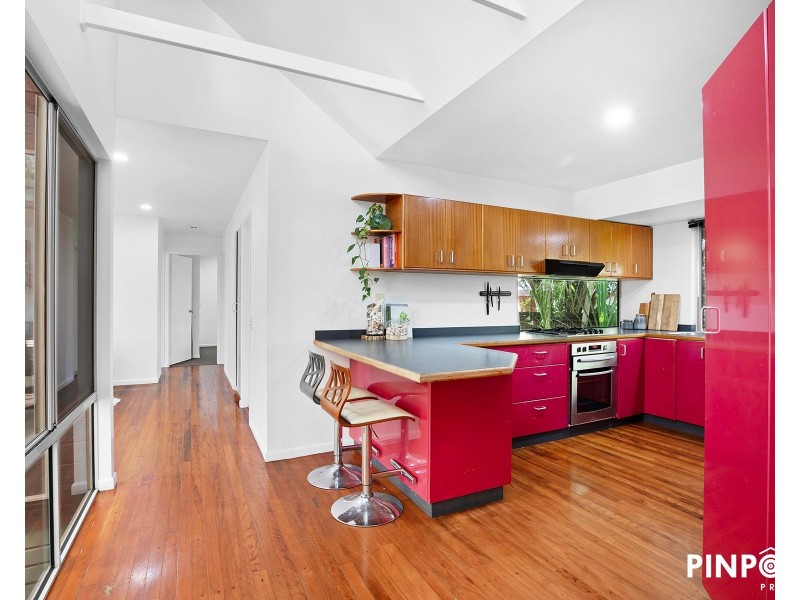 2 Dapplewood Close, Andergrove QLD 4740