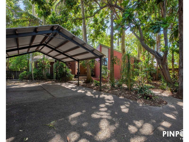 2 Dapplewood Close, Andergrove QLD 4740