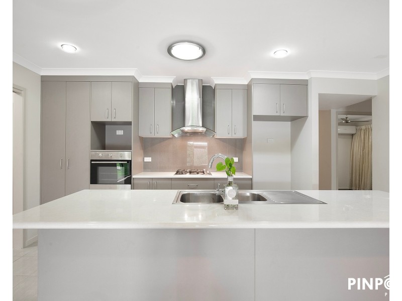 10 Sonoran Street, Rural View QLD 4740