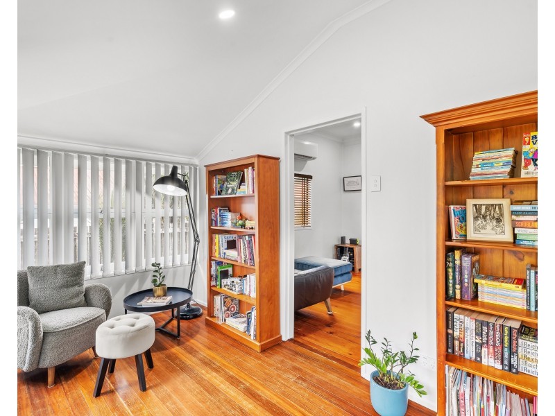 18 Beaton Street, West Mackay QLD 4740