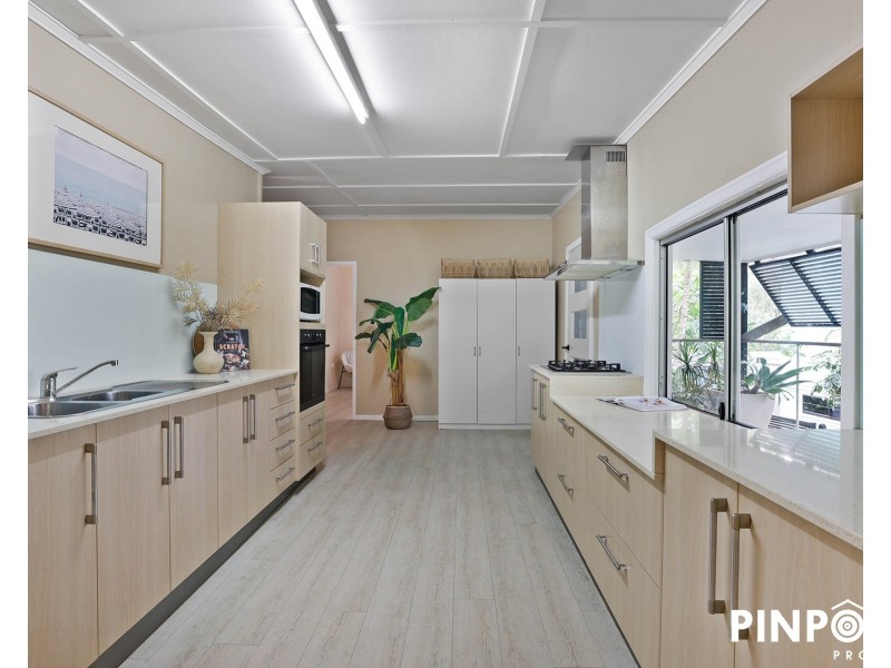 18 McEwens Beach Esplanade, Mcewens Beach QLD 4740