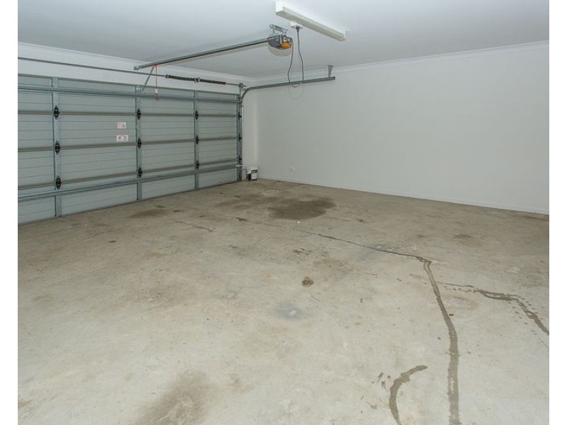 36 Phoenix Crescent, Rural View QLD 4740