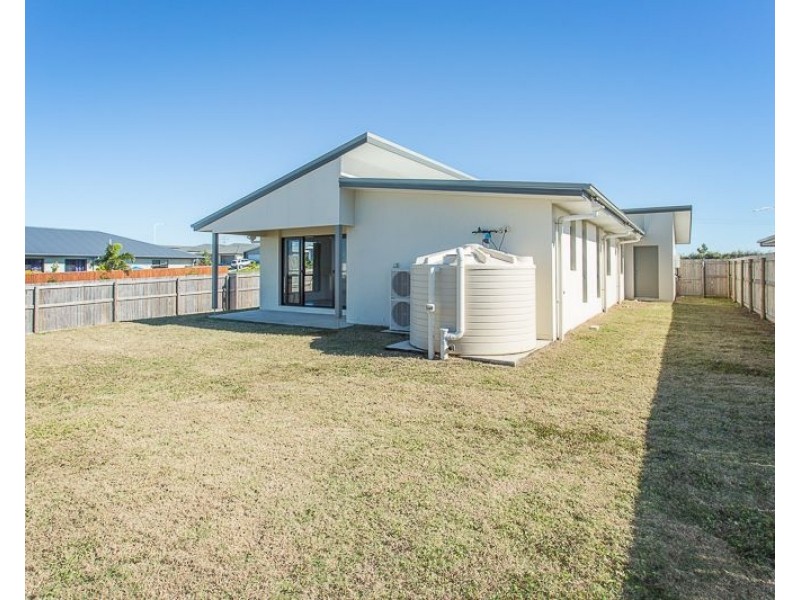 36 Phoenix Crescent, Rural View QLD 4740