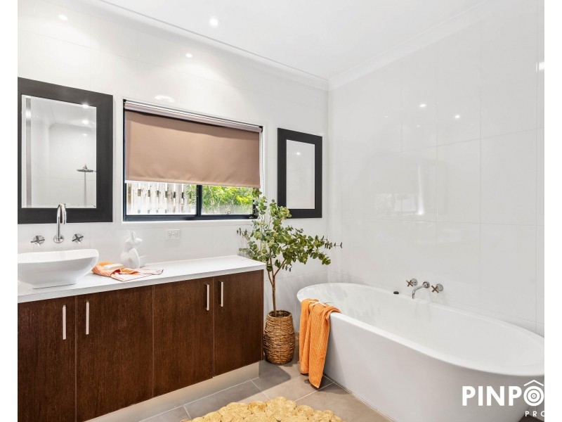 4 Grange Court, Eimeo QLD 4740