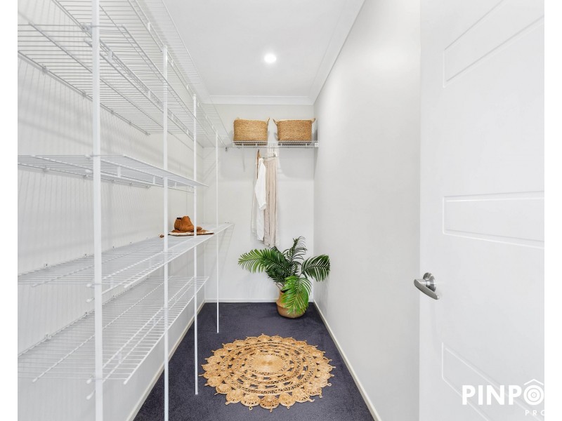 4 Grange Court, Eimeo QLD 4740