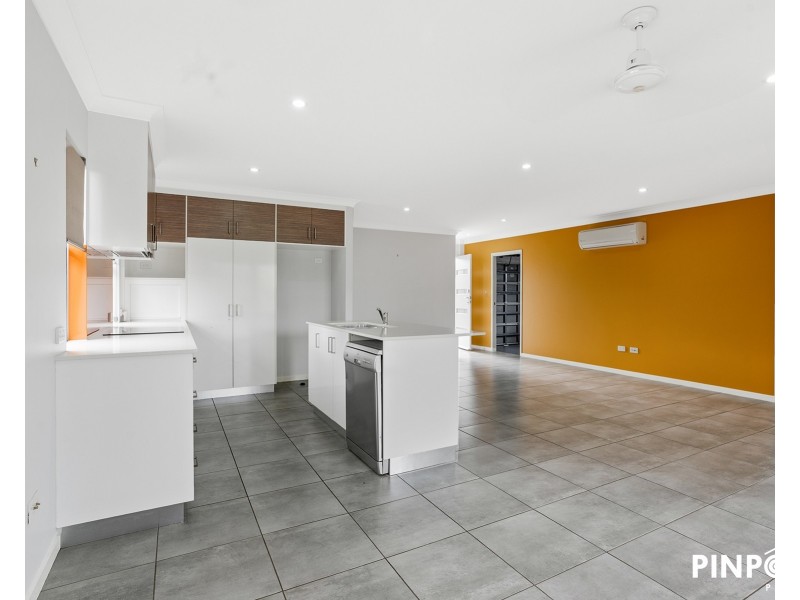 2A Mansfield Drive, Beaconsfield QLD 4740