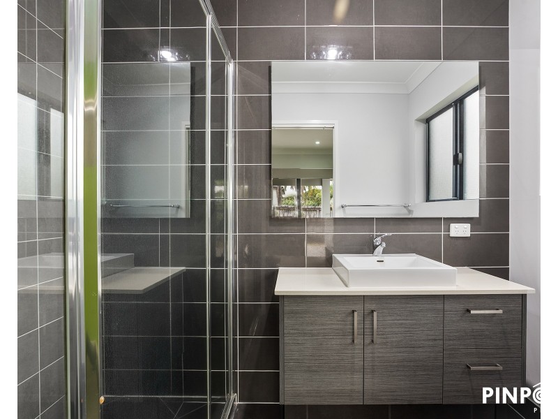 2A Mansfield Drive, Beaconsfield QLD 4740