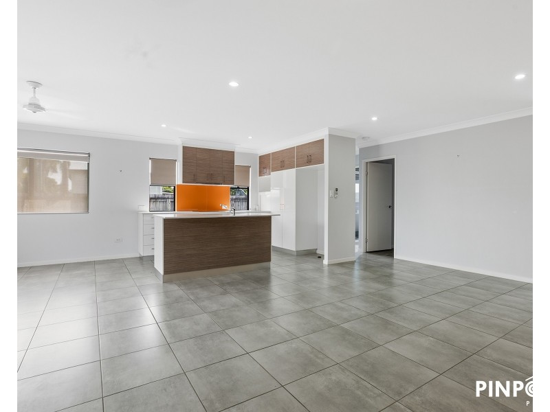 2A Mansfield Drive, Beaconsfield QLD 4740