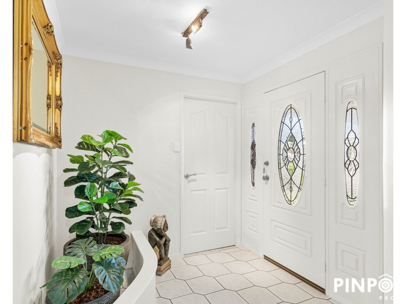 3 Edinburgh Place, Beaconsfield QLD 4740