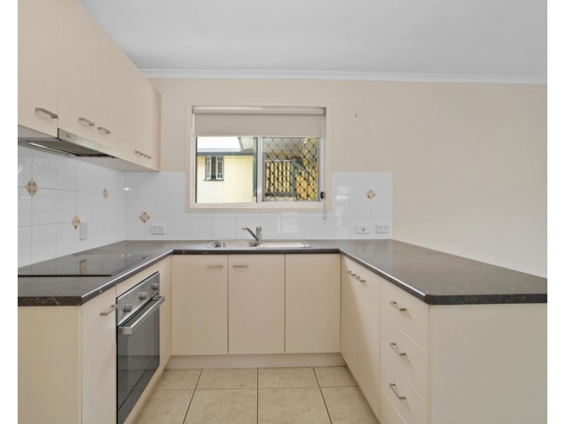 2/14-16 Vincent Street, South Mackay QLD 4740