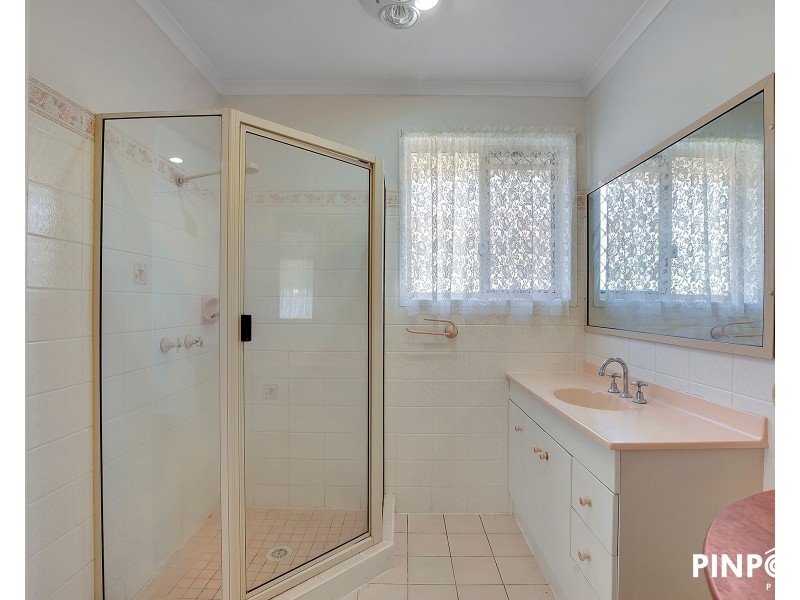 17 Ross Street, Mount Pleasant QLD 4740