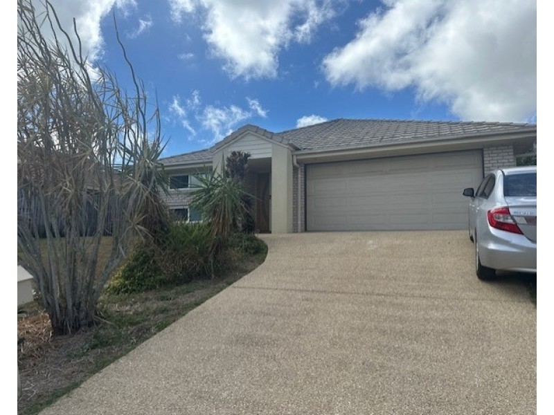 12 Crestview Crescent, Bucasia QLD 4750