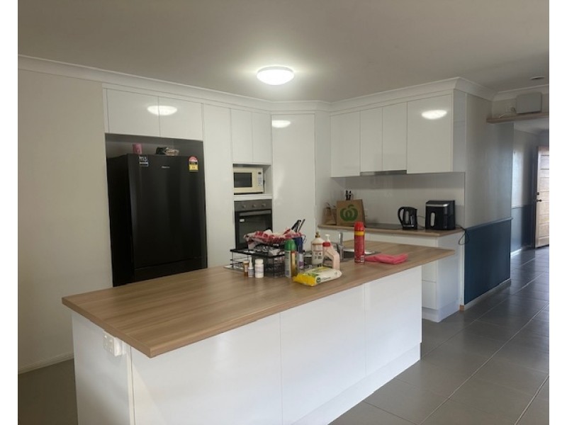 12 Crestview Crescent, Bucasia QLD 4750