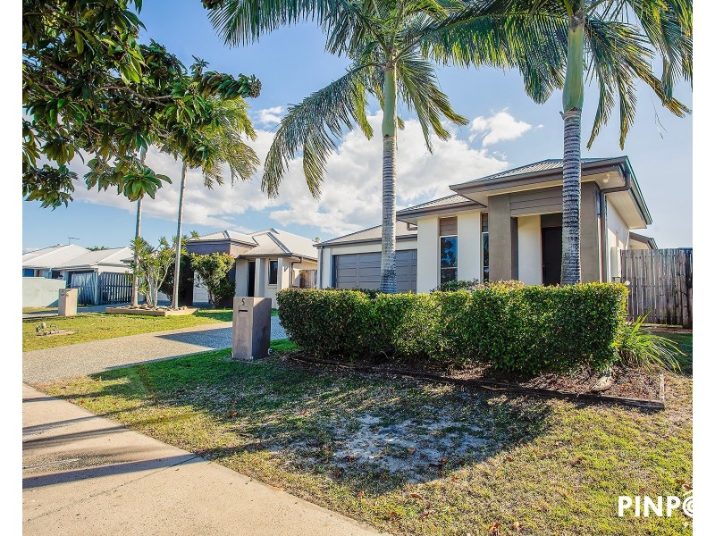 5 Cable Court, Blacks Beach QLD 4740