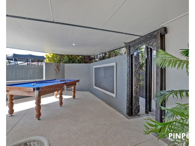 2 Cuthbert Court, Slade Point QLD 4740