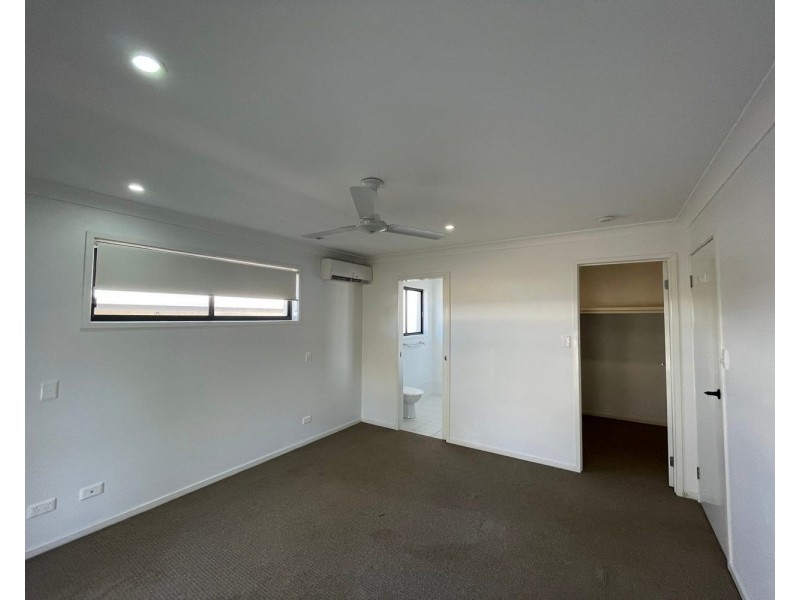 70 Montgomery Street, Rural View QLD 4740