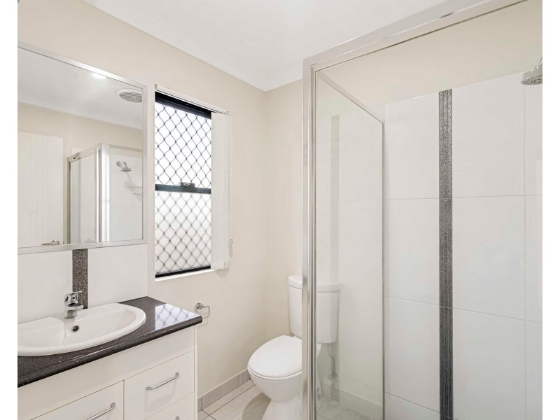 2/5 Prospect Street, Mackay QLD 4740