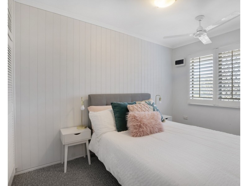 3/1 Cumberland Avenue, Slade Point QLD 4740