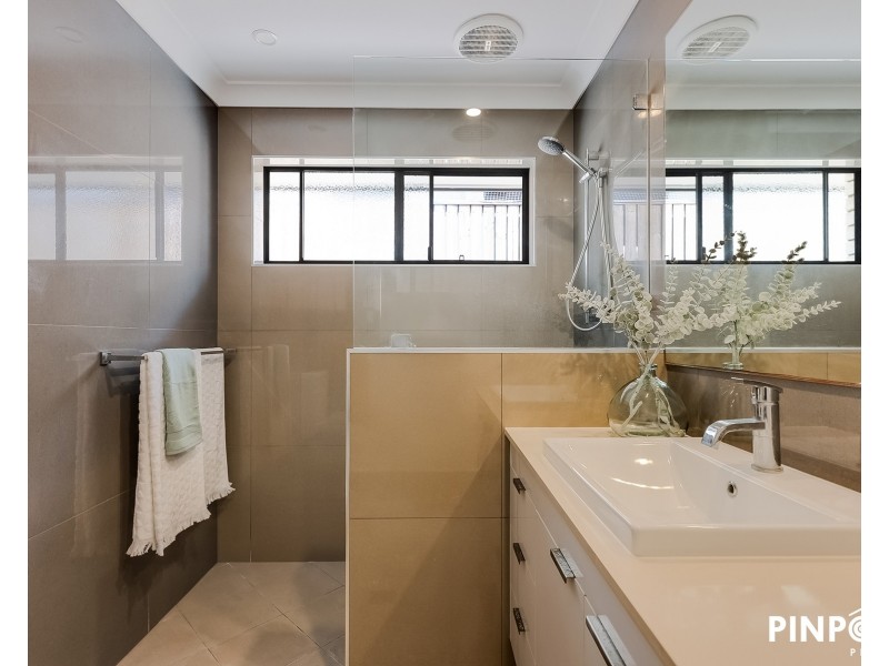 30 Retreat Way, Shoal Point QLD 4750