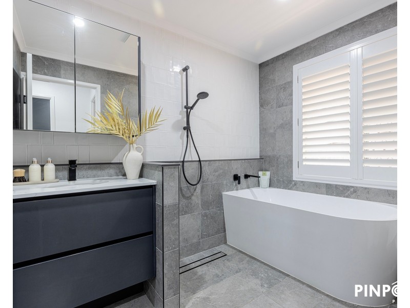 24 Northview Terrace, Mount Pleasant QLD 4740