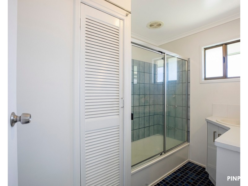 11 Gibbs Court, Mount Pleasant QLD 4740