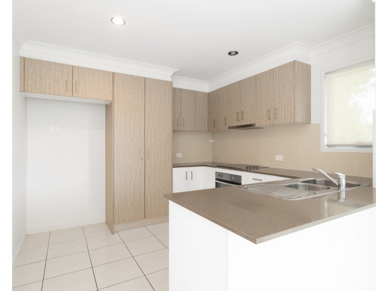 2/11 Sapphire Court, North Mackay QLD 4740