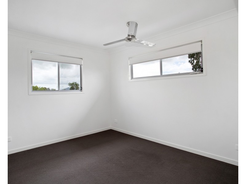 2/11 Sapphire Court, North Mackay QLD 4740
