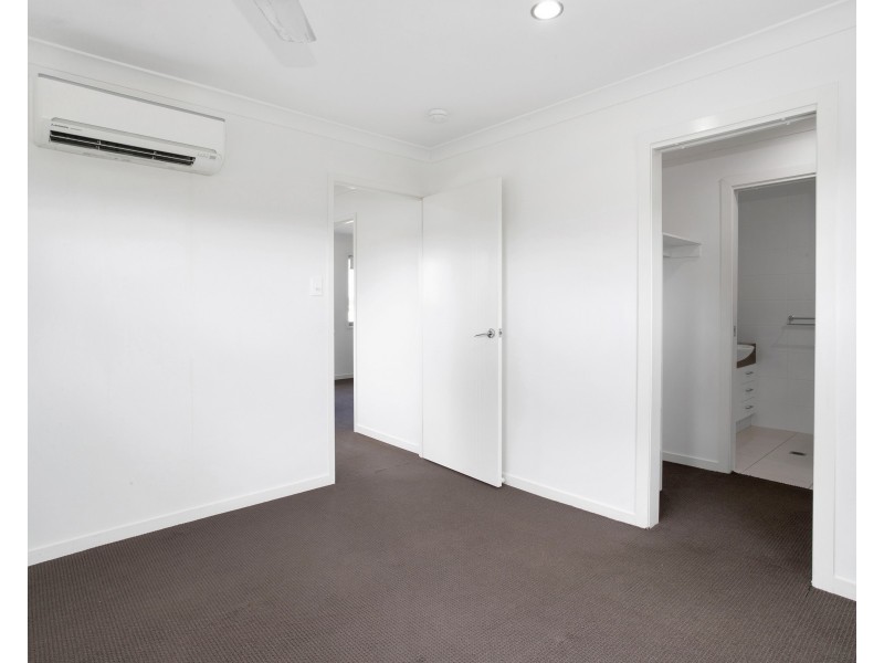 2/11 Sapphire Court, North Mackay QLD 4740