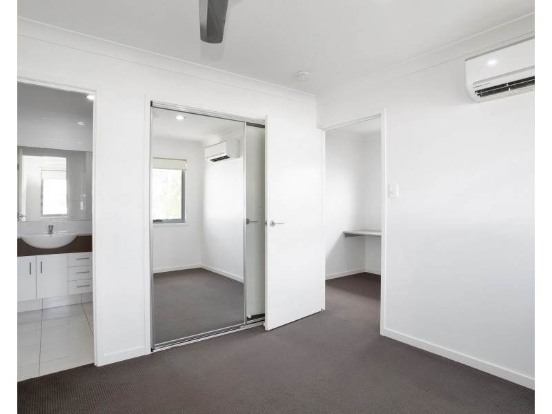 2/11 Sapphire Court, North Mackay QLD 4740