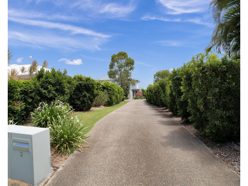 2/11 Sapphire Court, North Mackay QLD 4740