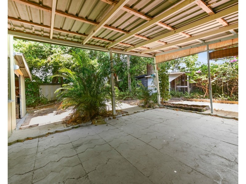 11 Edmonds Street, West Mackay QLD 4740