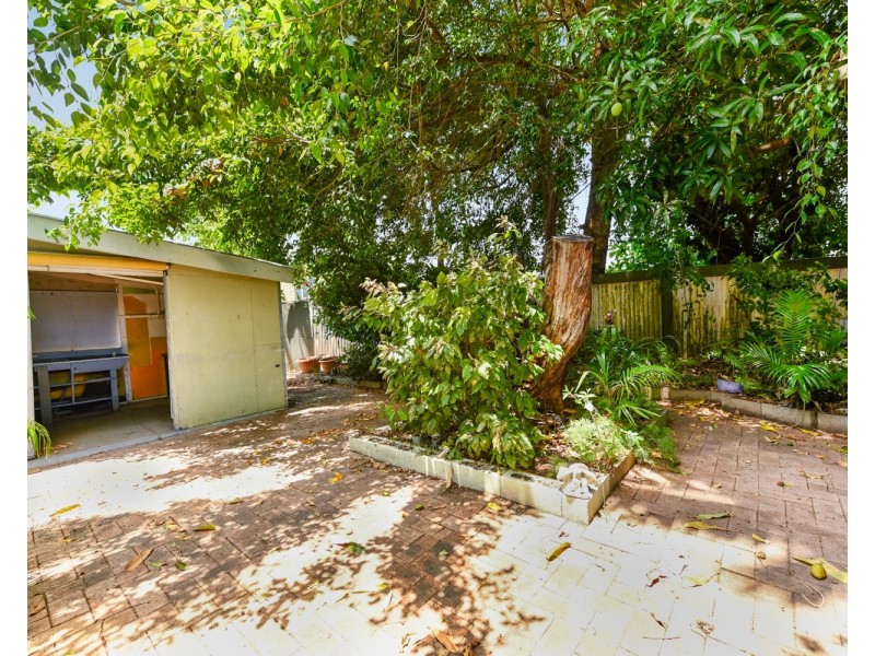 11 Edmonds Street, West Mackay QLD 4740