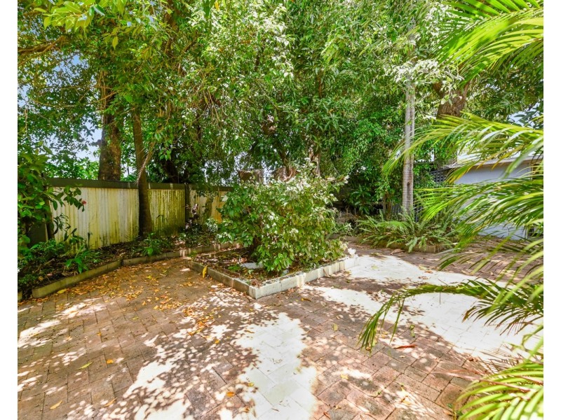 11 Edmonds Street, West Mackay QLD 4740