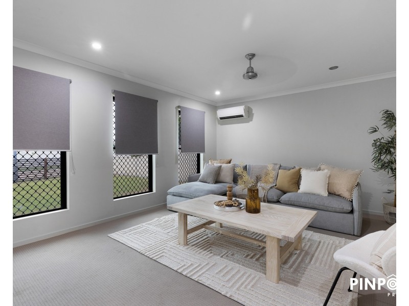 59 Beach Road, Dolphin Heads QLD 4740