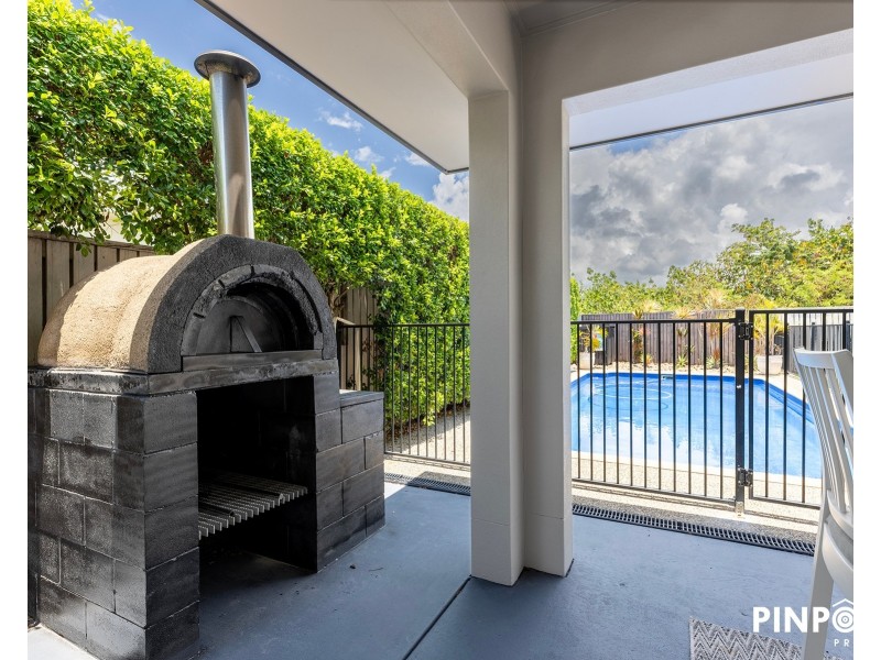 59 Beach Road, Dolphin Heads QLD 4740