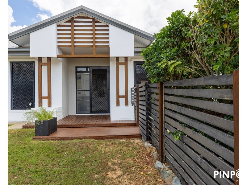 59 Beach Road, Dolphin Heads QLD 4740