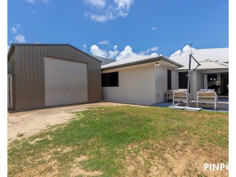 59 Beach Road, Dolphin Heads QLD 4740
