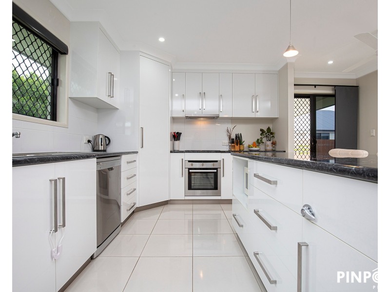 33 Bellavista Circuit, Beaconsfield QLD 4740