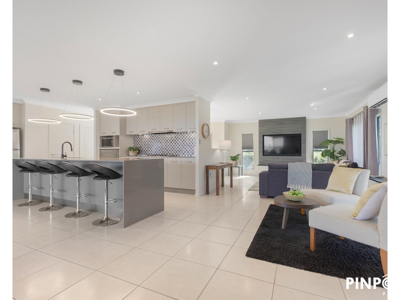 42 Shuttlewood Dr, Richmond QLD 4740