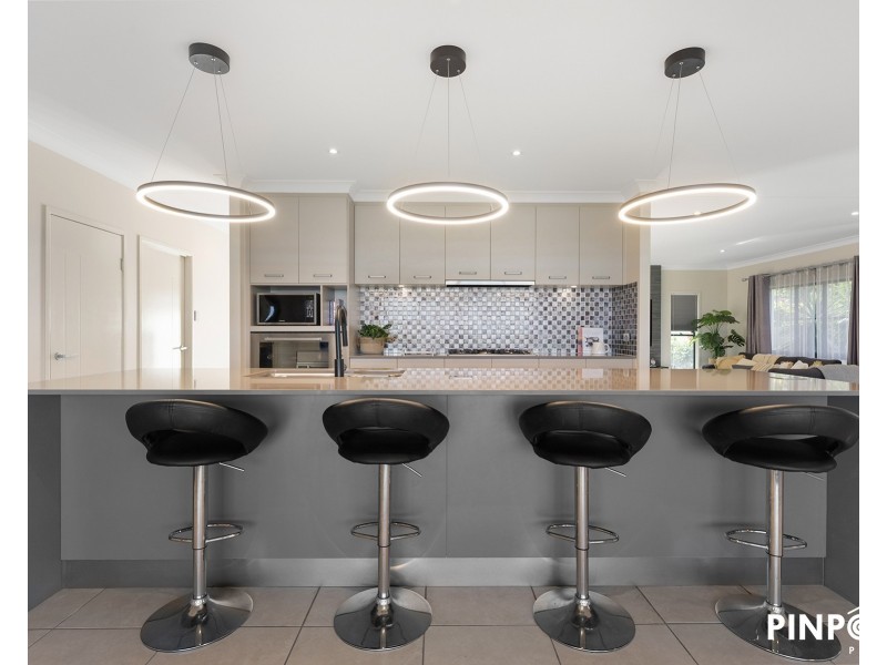 42 Shuttlewood Dr, Richmond QLD 4740