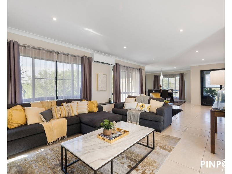 42 Shuttlewood Dr, Richmond QLD 4740