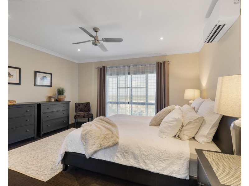 42 Shuttlewood Dr, Richmond QLD 4740