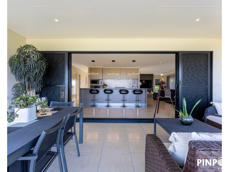 42 Shuttlewood Dr, Richmond QLD 4740