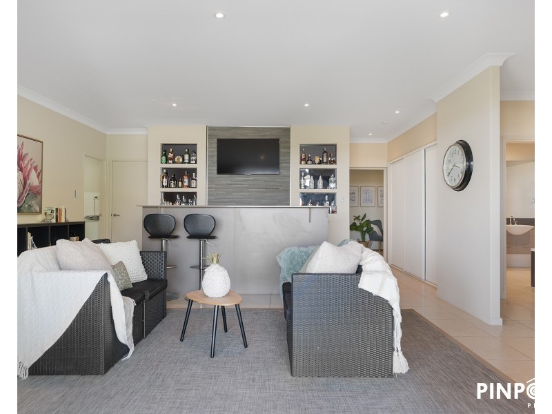 42 Shuttlewood Dr, Richmond QLD 4740