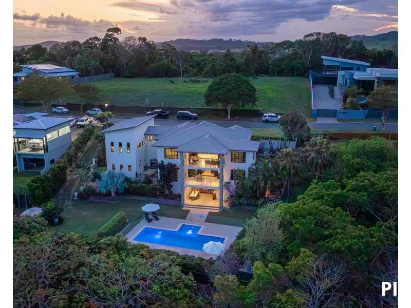 42 Shuttlewood Dr, Richmond QLD 4740