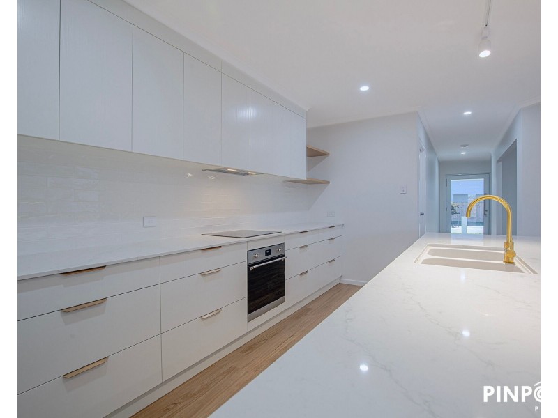 30 Seashore Crescent, Mackay Harbour QLD 4740